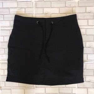 Columbia black skort